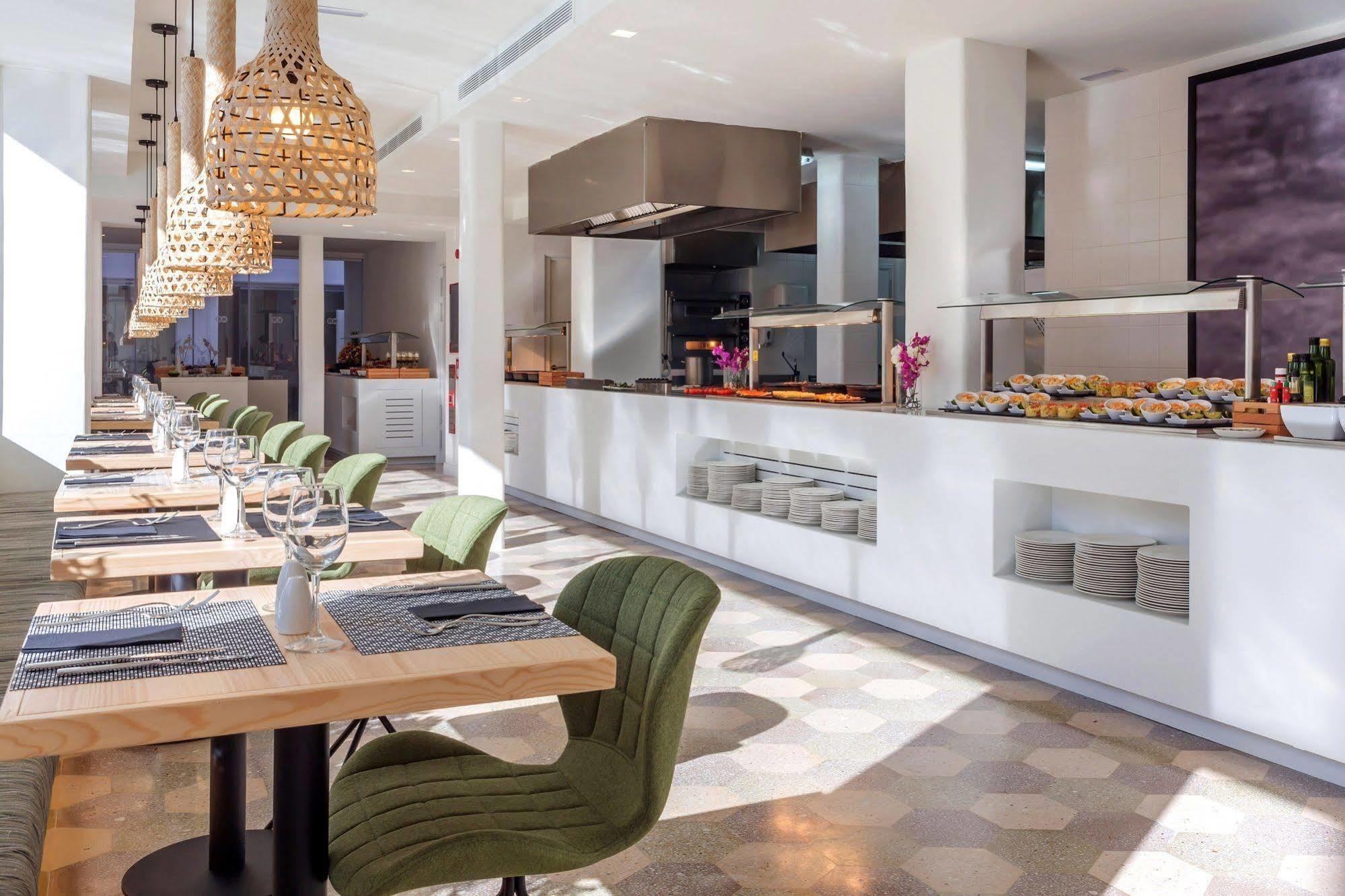 Hm Alma Beach - Adults Only Can Pastilla  Bagian luar foto